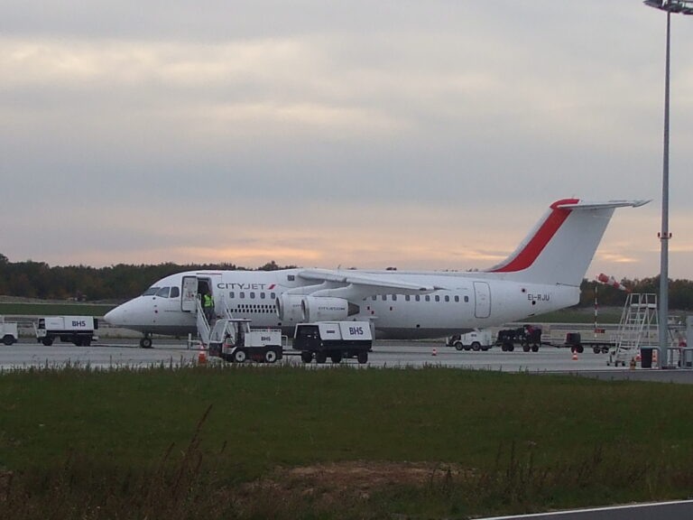 British Aerospace 146-200/AVRO RJ85 Charter - Rent Hourly Rate