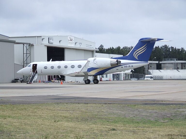 Gulfstream G300 Private Jet Charter - Rent Hourly Cost. Centurion Jets.